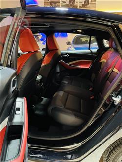 ئێم جی GT